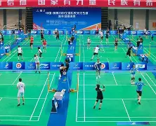 九游体育-天山金雕队对阵剑门雷霆队，羽毛球邀请赛火力全开，门将神扑救主——赛场纪律更严谨的简单介绍